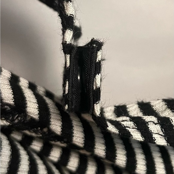 Design Lab by Lord &Taylor on/off-shoulder tank/bodysuit - Picture 6 of 7